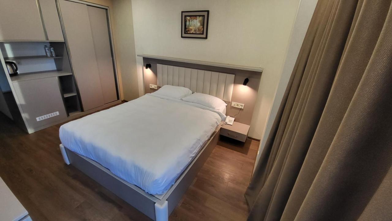 باتومي Black Sea Apartments Alliance Palace المظهر الخارجي الصورة
