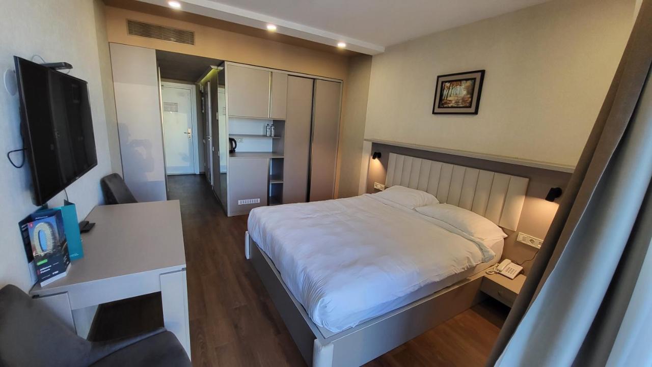 باتومي Black Sea Apartments Alliance Palace المظهر الخارجي الصورة