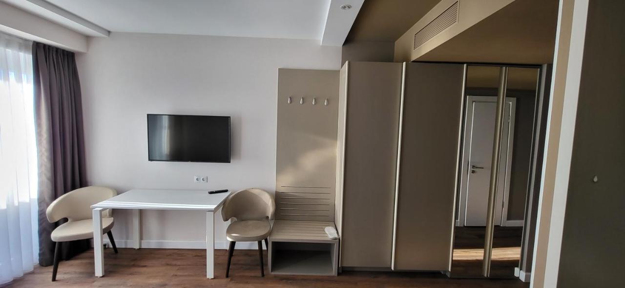 باتومي Black Sea Apartments Alliance Palace المظهر الخارجي الصورة