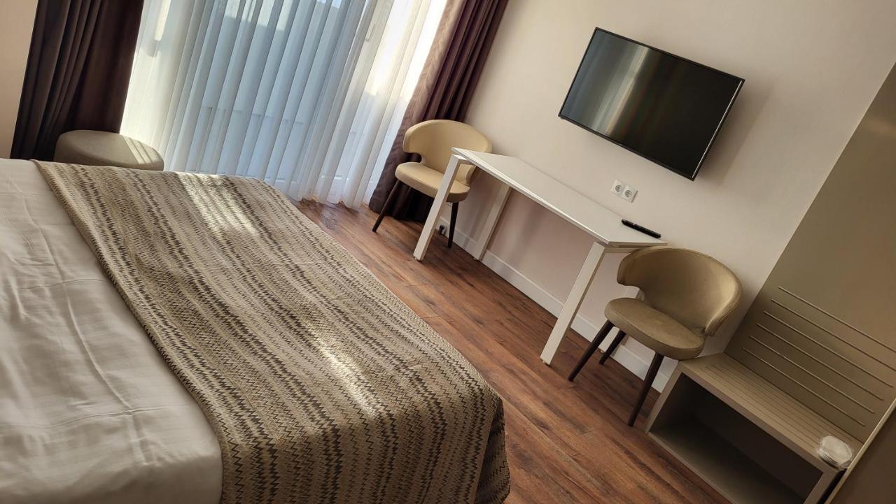 باتومي Black Sea Apartments Alliance Palace المظهر الخارجي الصورة