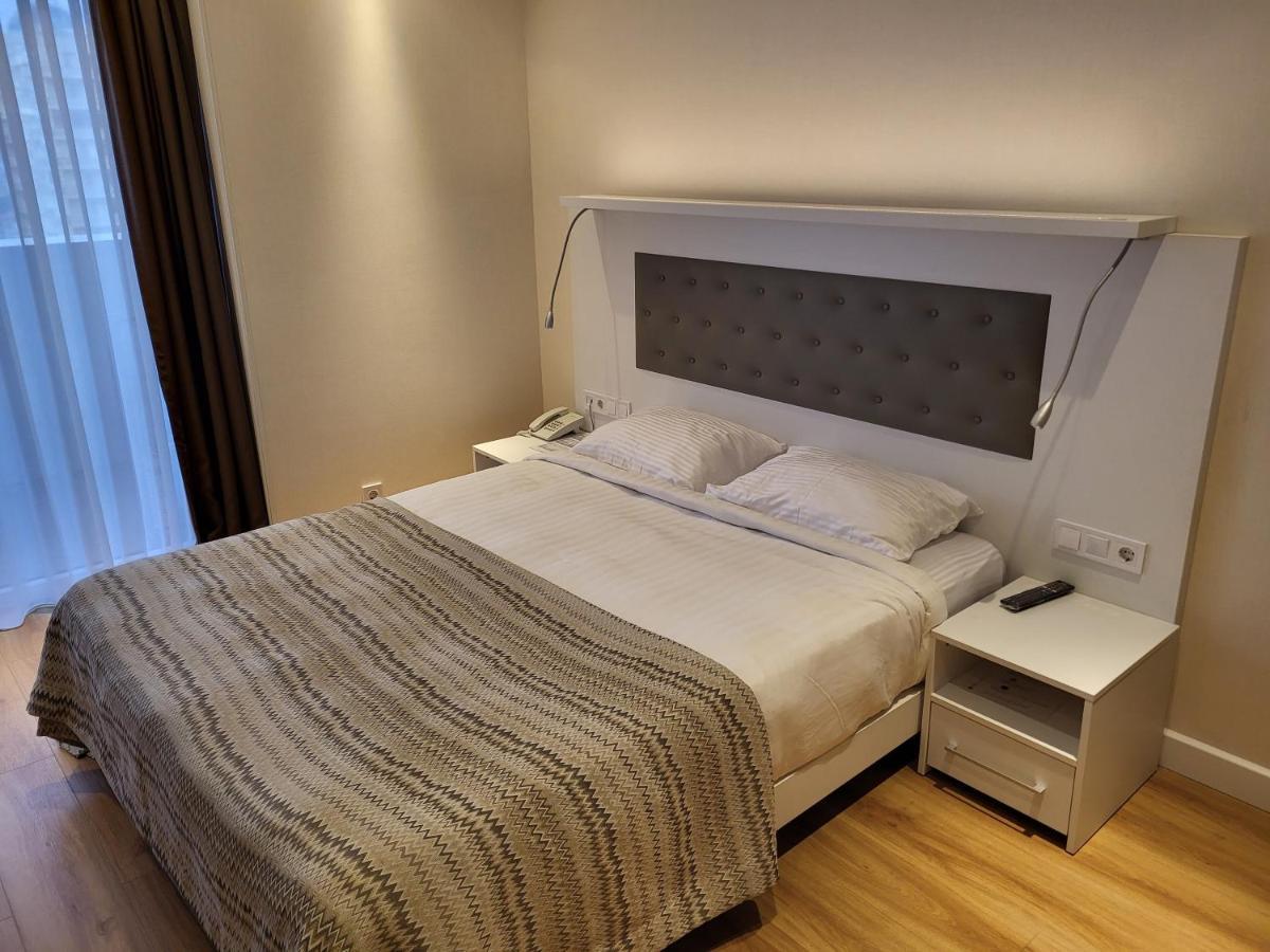 باتومي Black Sea Apartments Alliance Palace المظهر الخارجي الصورة