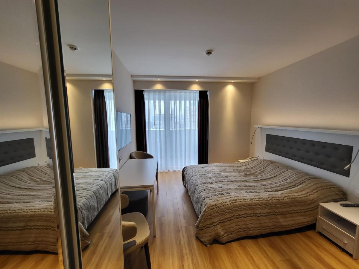 باتومي Black Sea Apartments Alliance Palace المظهر الخارجي الصورة