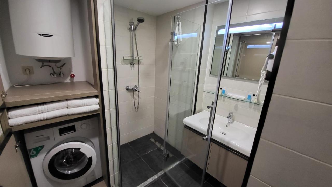 باتومي Black Sea Apartments Alliance Palace المظهر الخارجي الصورة