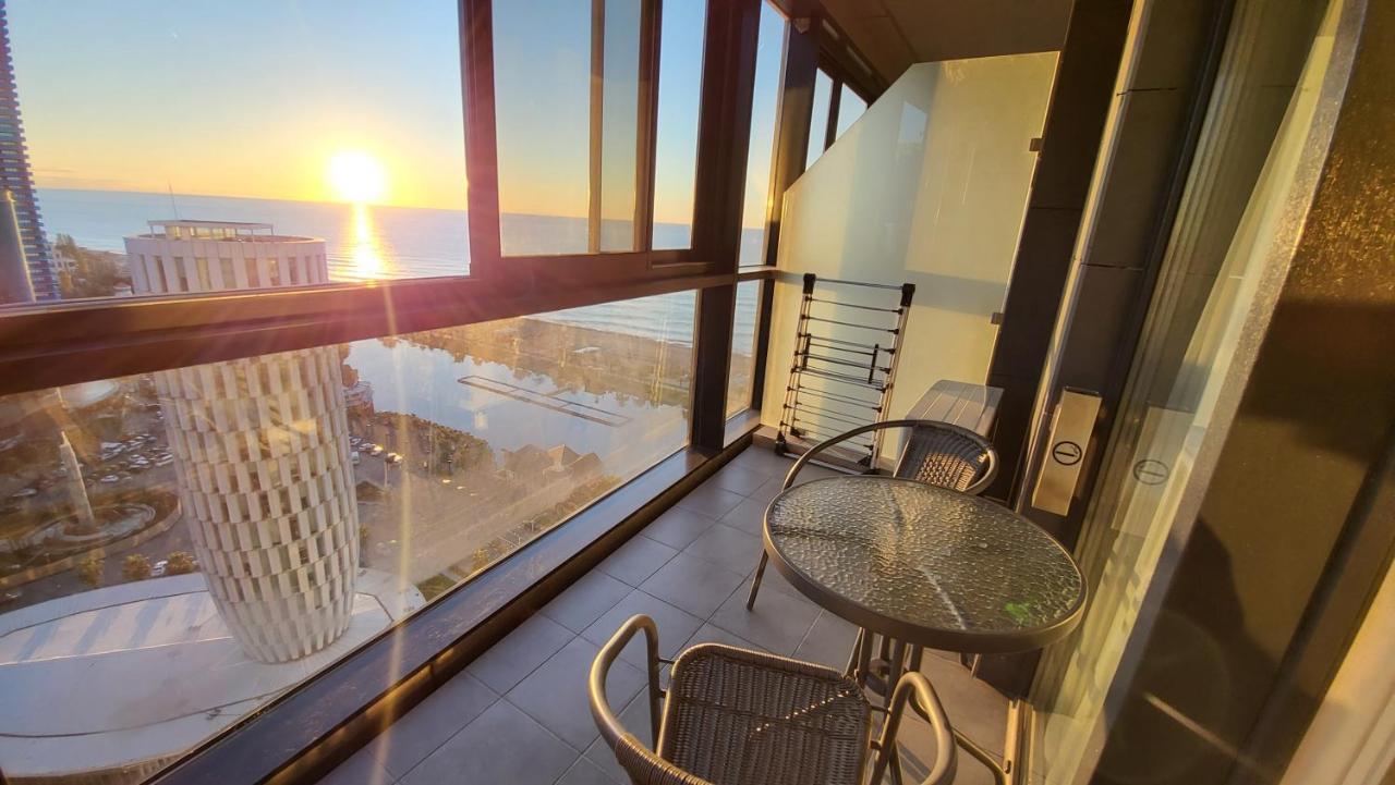 باتومي Black Sea Apartments Alliance Palace المظهر الخارجي الصورة